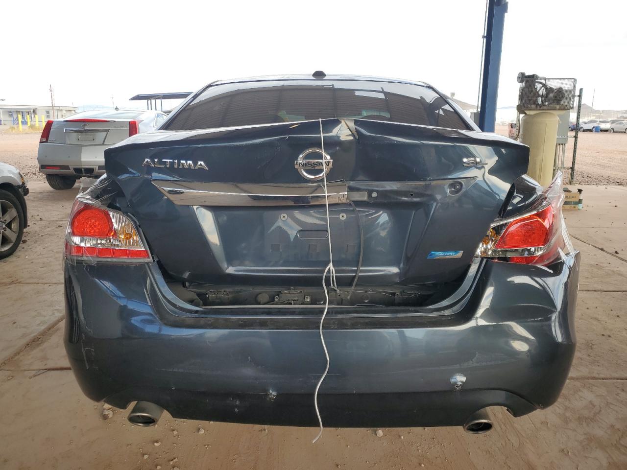 2013 Nissan Altima VIN 1N4AL3AP6DN582872 Copart auction photo, rear end damage thumbnail 6