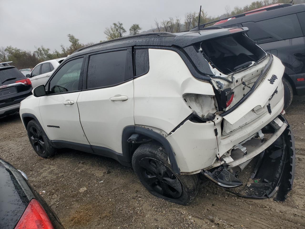 2019 Jeep Compass VIN 3C4NJCBB9KT615428 Copart auction photo, rear end damage thumbnail 2