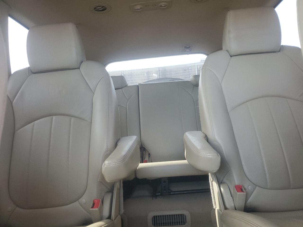 2011 Buick Enclave VIN 5GAKVCED6BJ305878 Copart auction photo, front end / minor dent/scratches damage thumbnail 10