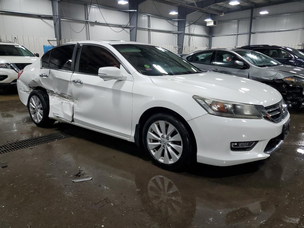 2013 Honda Accord VIN 1HGCR2F83DA138662 Copart auction photo, side / rear end damage thumbnail 4