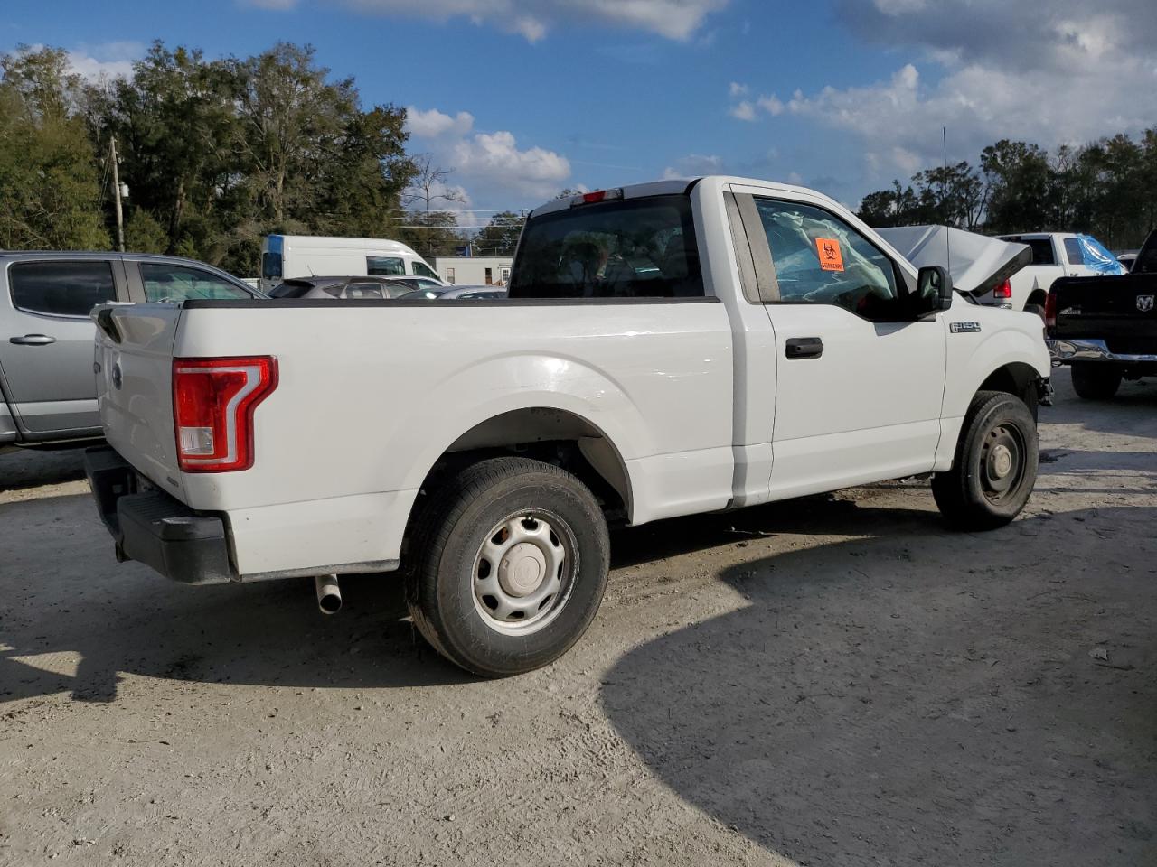 2015 Ford F-150 VIN 1FTMF1C84FFA37811 Copart auction photo, front end damage thumbnail 3