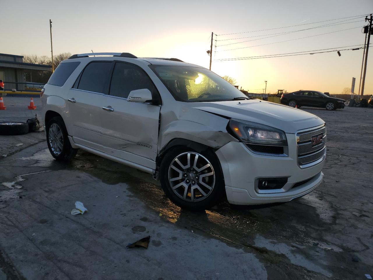 2014 GMC Acadia VIN 1GKKVTKD4EJ119364 Copart auction photo, front end / side damage thumbnail 4