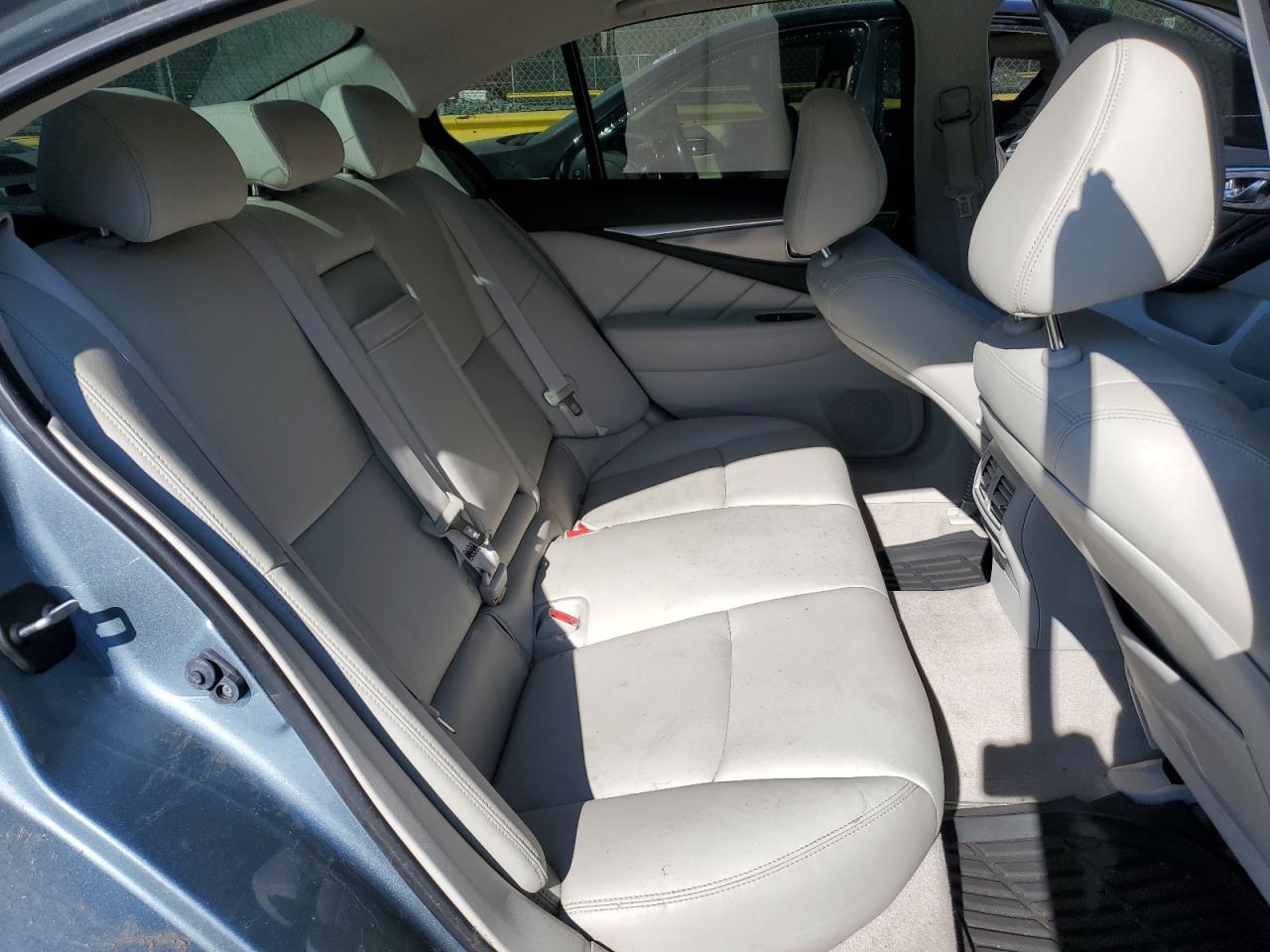 2015 Infiniti Q50 VIN JN1BV7APXFM354630 Copart auction photo, front end / vandalism damage thumbnail 10