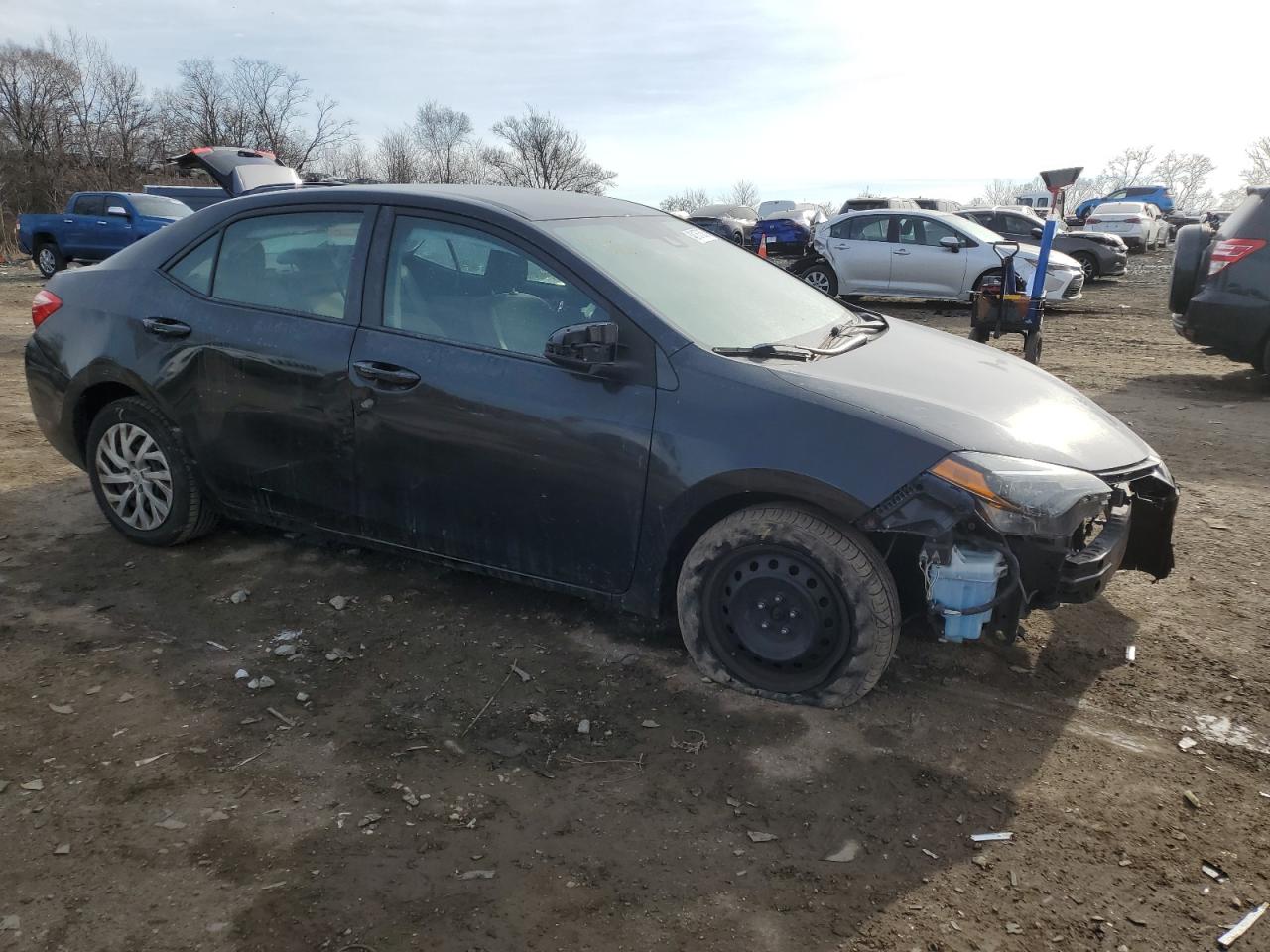 2017 Toyota Corolla VIN 2T1BURHE7HC816982 Copart auction photo, side / front end damage thumbnail 4