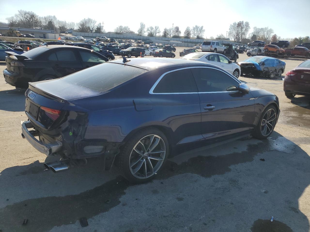 2018 Audi RS5 VIN WAUR4AF5XJA010807 Copart auction photo, stripped damage thumbnail 3