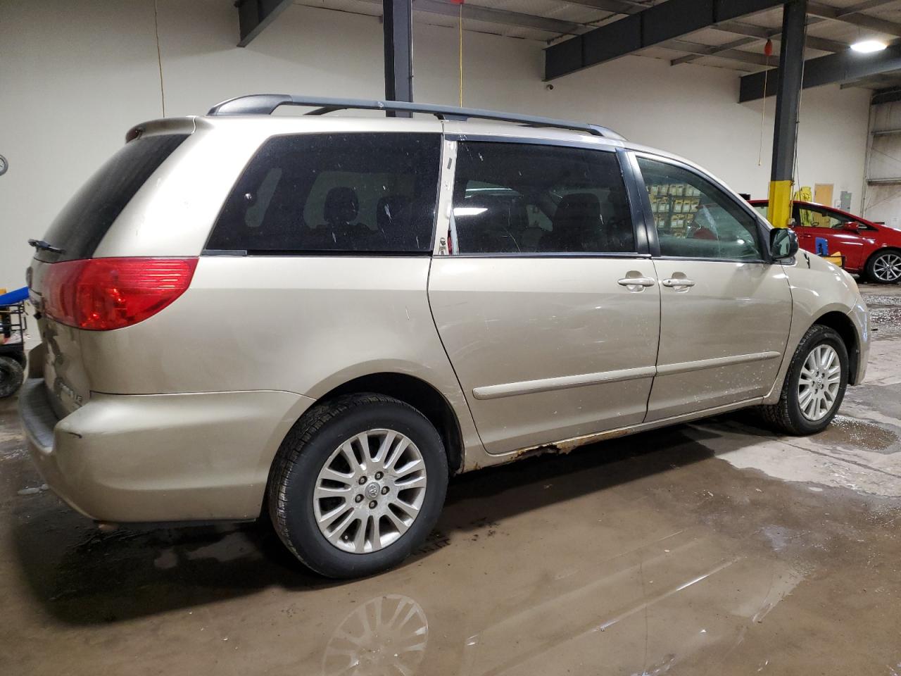 2008 Toyota Sienna VIN 5TDBK23C38S014665 Copart auction photo, side / rear end damage thumbnail 3