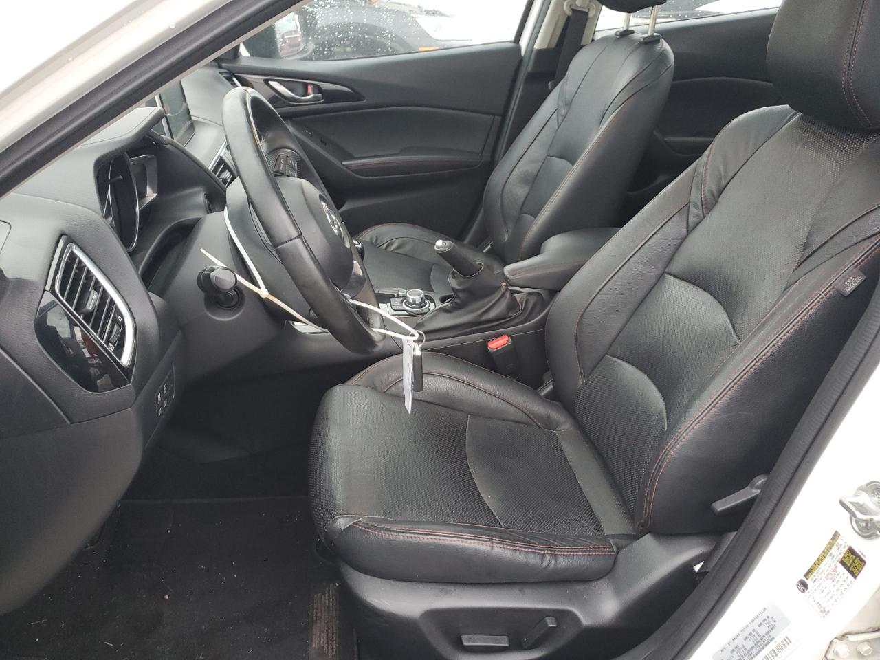 2015 Mazda 3 VIN JM1BM1W31F1236647 Copart auction photo, front end / minor dent/scratches damage thumbnail 7