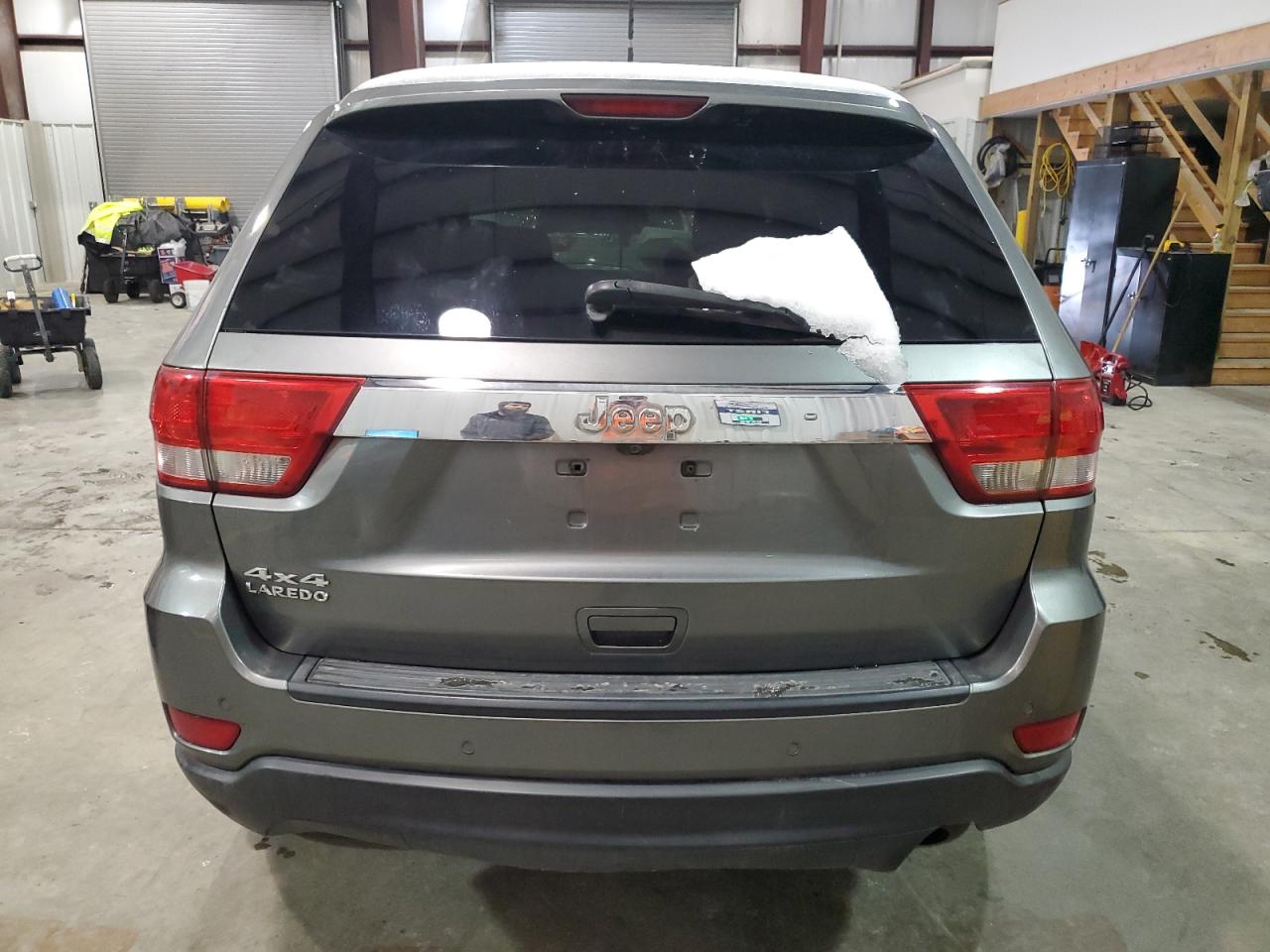 2011 Jeep Grand Cherokee VIN 1J4RR4GG0BC718716 Copart auction photo, front end damage thumbnail 6