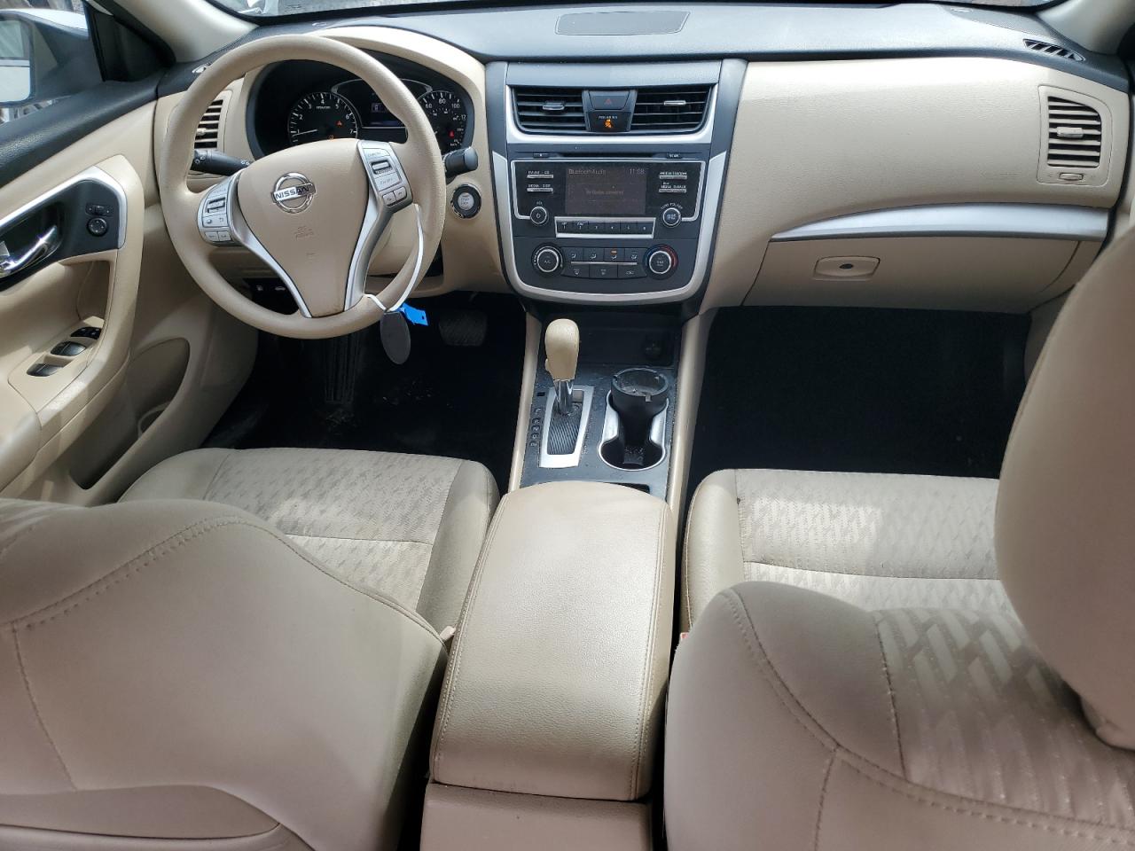 2017 Nissan Altima VIN 1N4AL3AP2HC250106 Copart auction photo, front end damage thumbnail 8