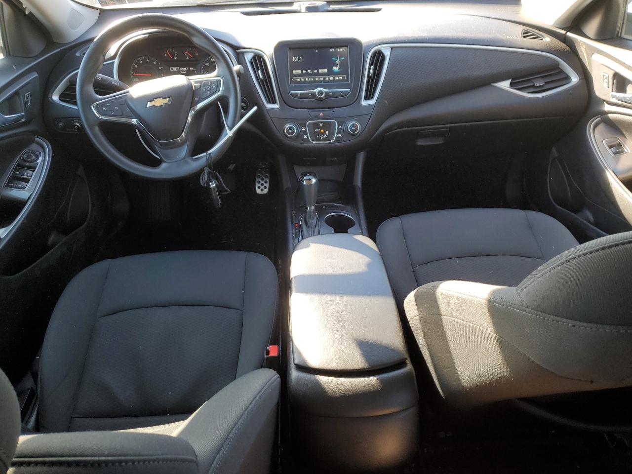 2016 Chevrolet Malibu VIN 1G1ZB5ST2GF321625 Copart auction photo, front end / side damage thumbnail 8