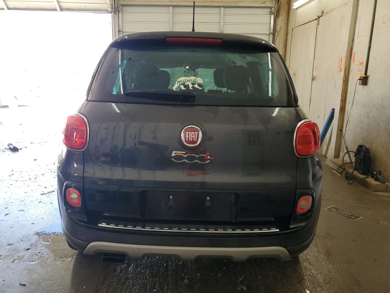 2017 Fiat 500 VIN ZFBCFADHXHZ039285 Copart auction photo, front end / minor dent/scratches damage thumbnail 6