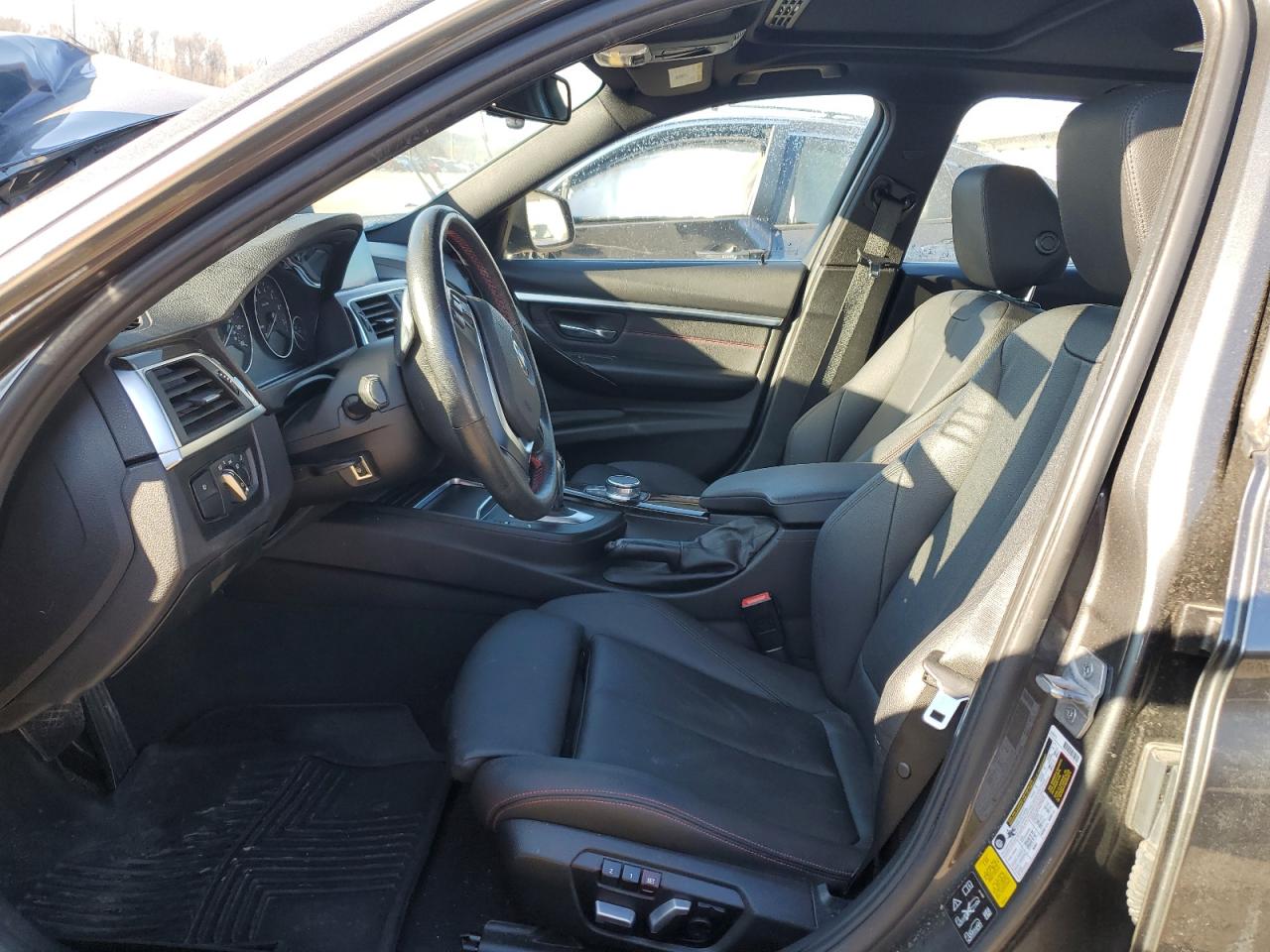 2018 BMW 3er VIN WBA8D9C52JA013666 Copart auction photo, front end / side damage thumbnail 7