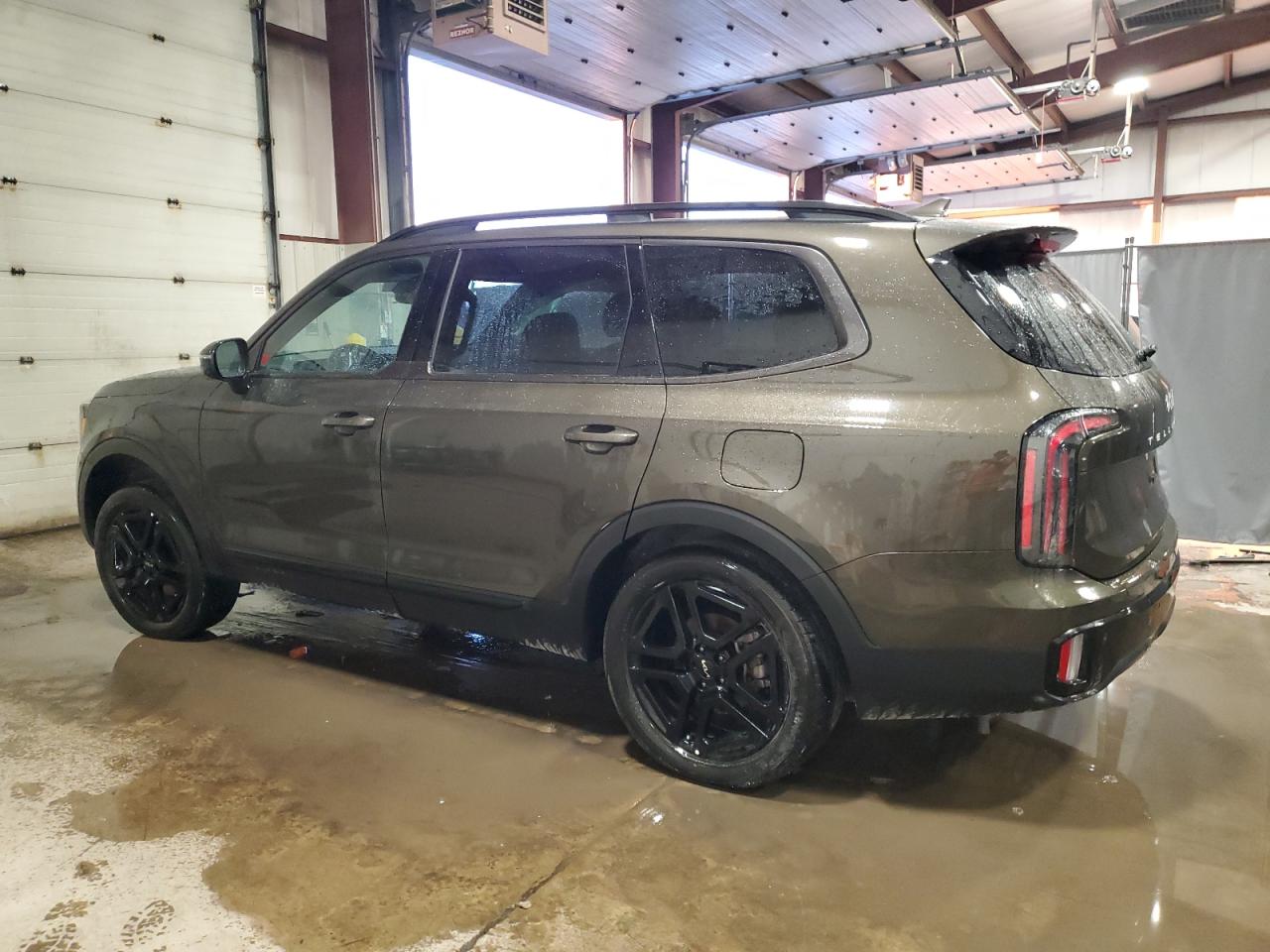 2024 KIA Telluride VIN 5XYP5DGC4RG497908 Copart auction photo, front end / side damage thumbnail 2