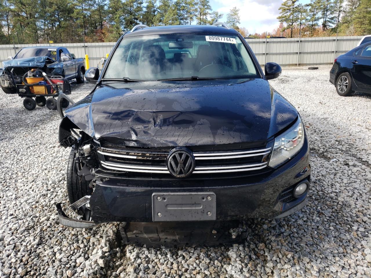 2016 Volkswagen Tiguan VIN WVGAV7AX9GW509291 Copart auction photo, front end damage thumbnail 5