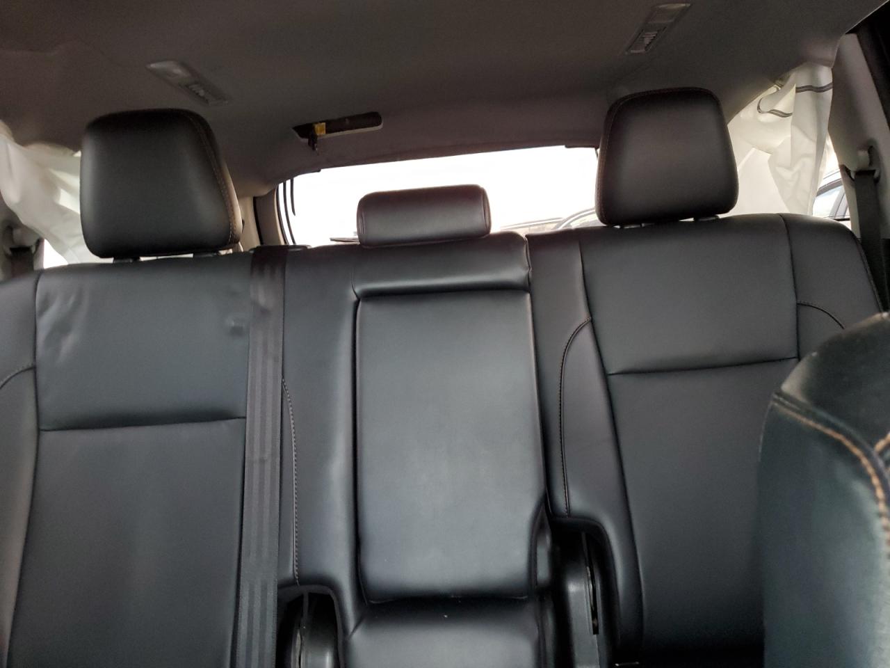 2019 Toyota Highlander VIN 5TDKZRFH7KS571999 Copart auction photo, front end damage thumbnail 10