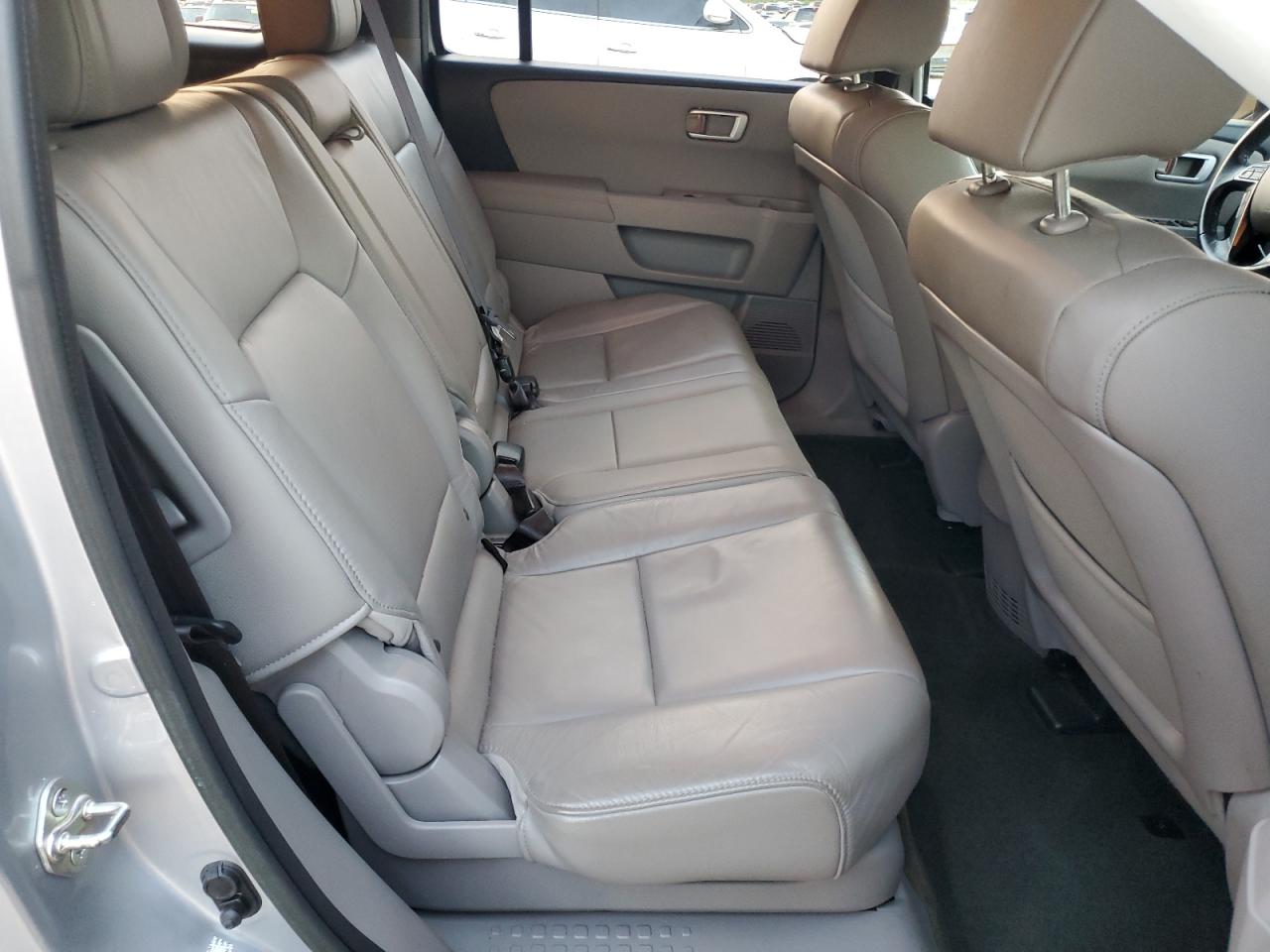 2015 Honda Pilot VIN 5FNYF3H53FB022975 Copart auction photo, rear end damage thumbnail 11