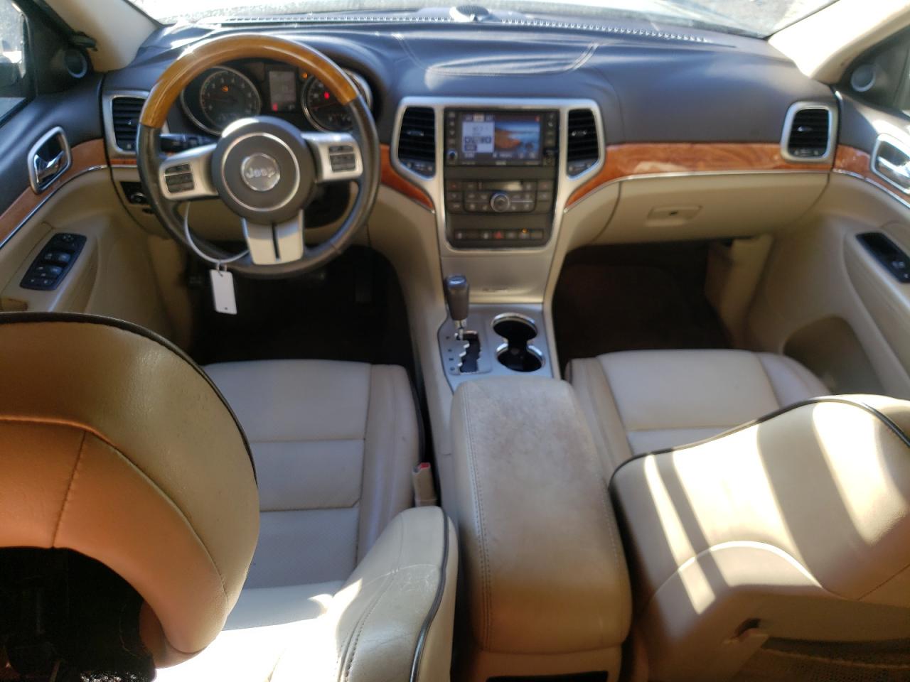 2011 Jeep Grand Cherokee VIN 1J4RS6GG7BC646610 Copart auction photo, front end / rear end damage thumbnail 8