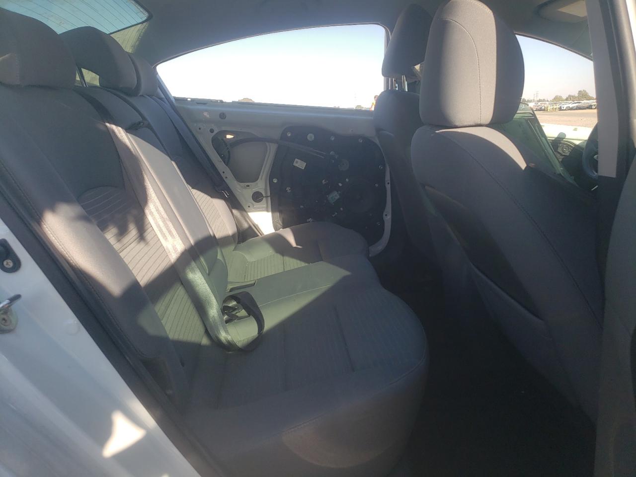 2017 KIA Forte VIN 3KPFL4A78HE143172 Copart auction photo, all over damage thumbnail 10