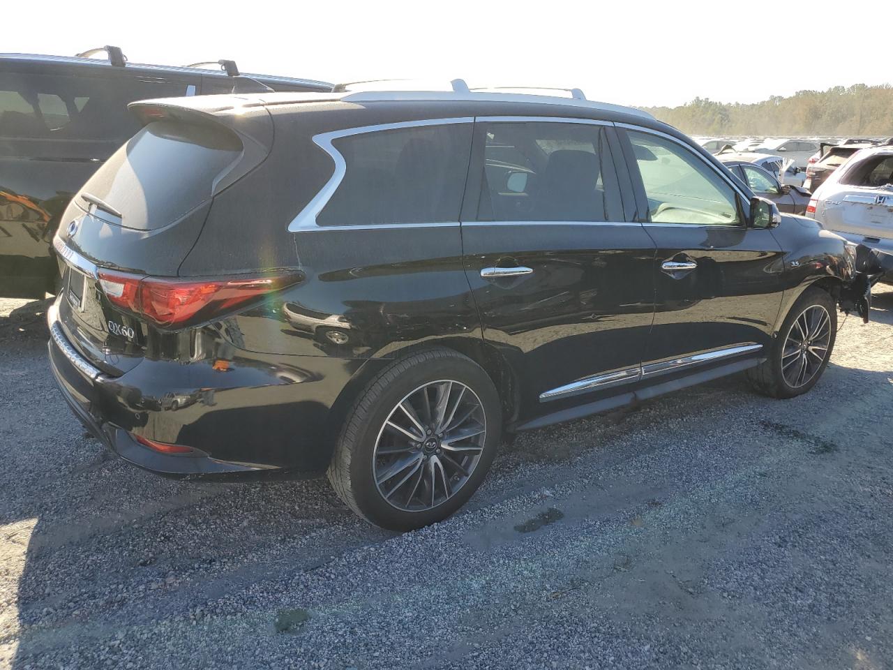 2017 Infiniti QX60 VIN 5N1DL0MN3HC554556 Copart auction photo, front end damage thumbnail 3