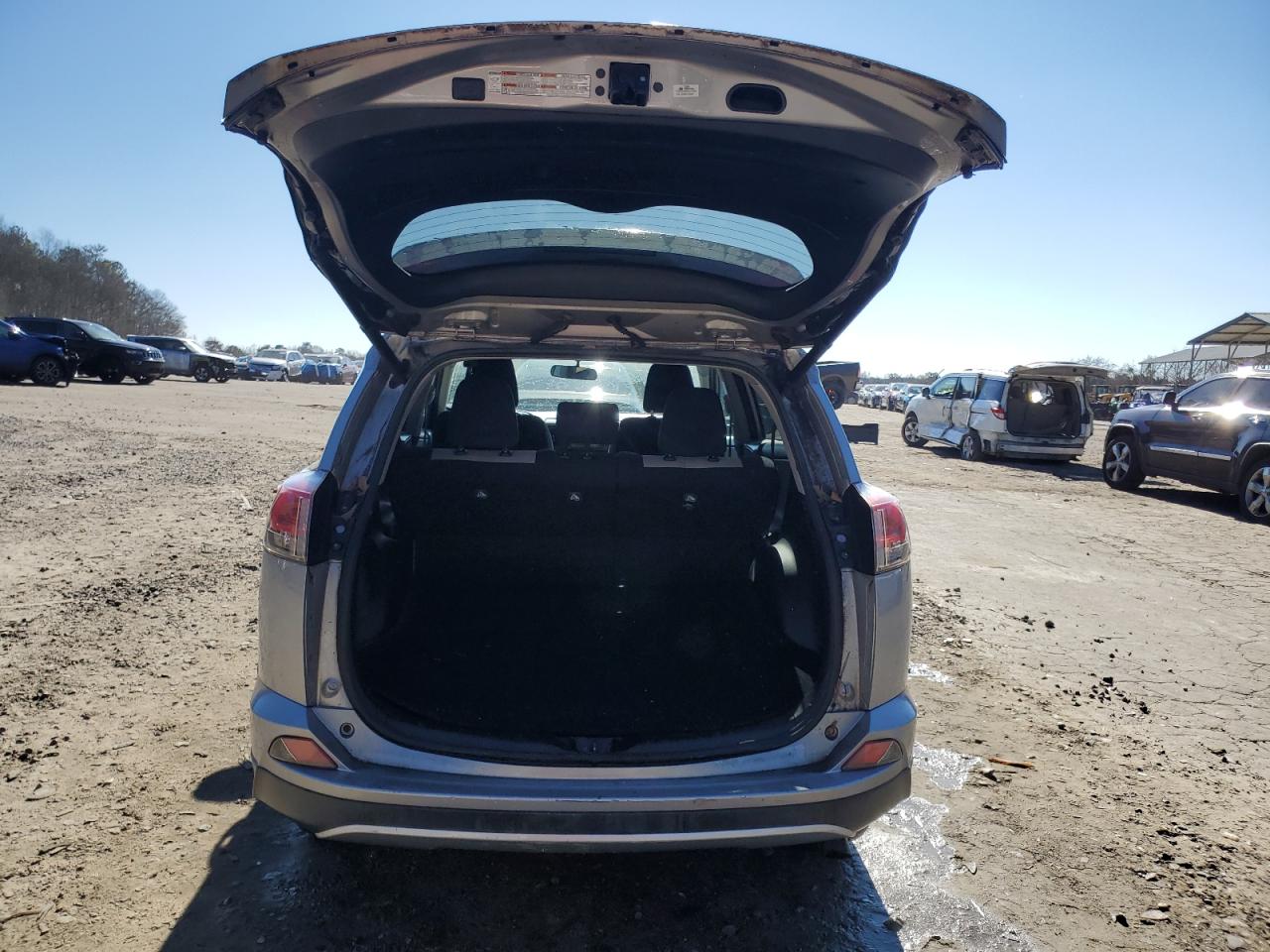 2016 Toyota RAV 4 VIN 2T3WFREV3GW287891 Copart auction photo, undercarriage damage thumbnail 6