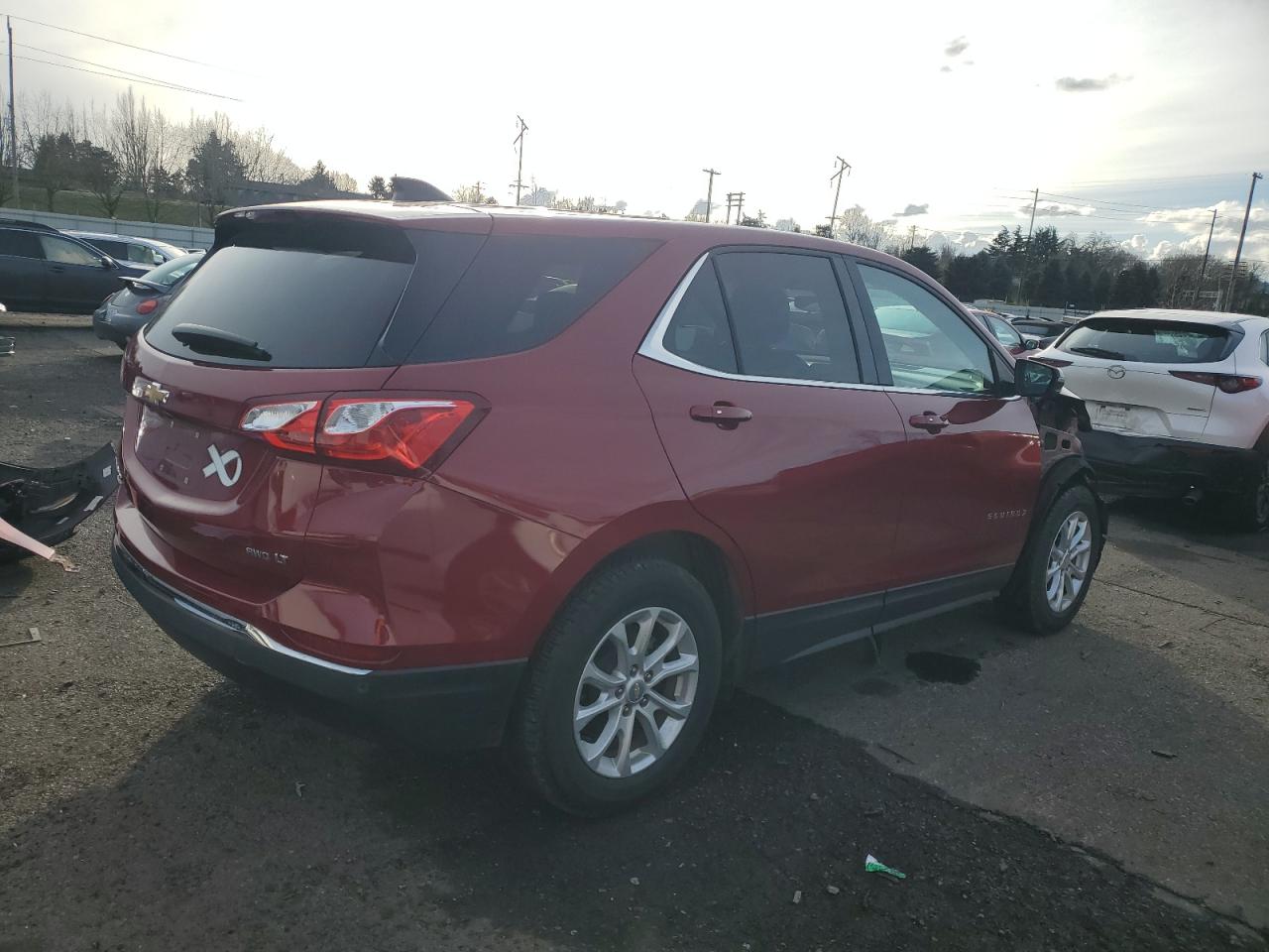 2019 Chevrolet Equinox VIN 2GNAXUEV2K6130942 Copart auction photo, front end damage thumbnail 3