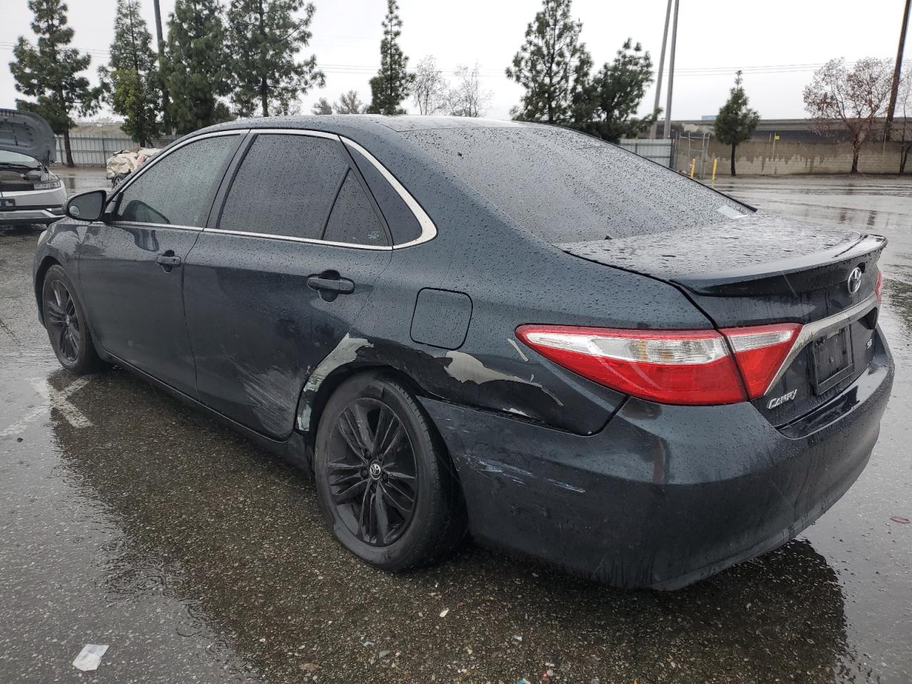 2015 Toyota Camry VIN 4T1BF1FK6FU101689 Copart auction photo, front end / rear end damage thumbnail 2