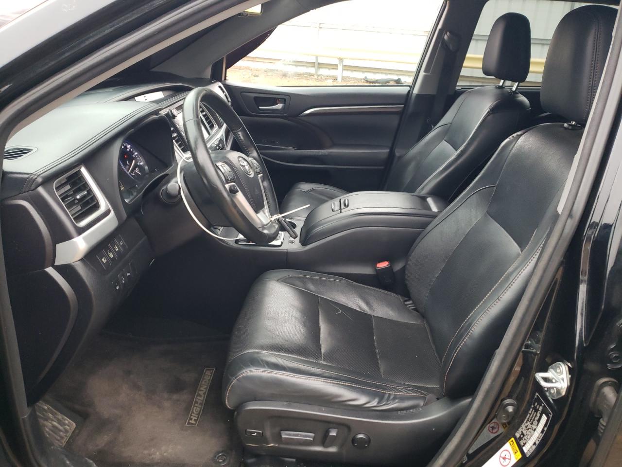 2015 Toyota Highlander VIN 5TDDKRFH7FS190897 Copart auction photo, front end / side damage thumbnail 7