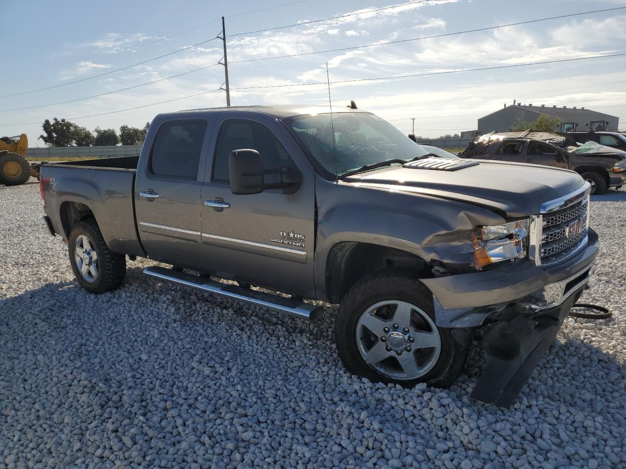 2012 GMC Sierra VIN 1GT120CG9CF234713 Copart auction photo, front end / side damage thumbnail 4
