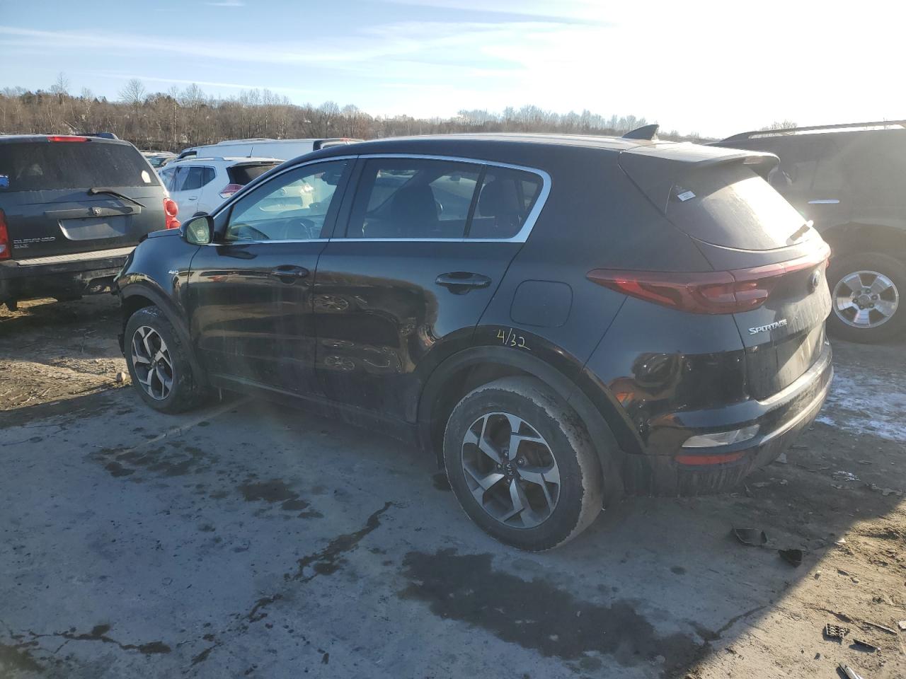 2020 KIA Sportage VIN KNDPMCAC9L7805326 Copart auction photo, front end / side damage thumbnail 2