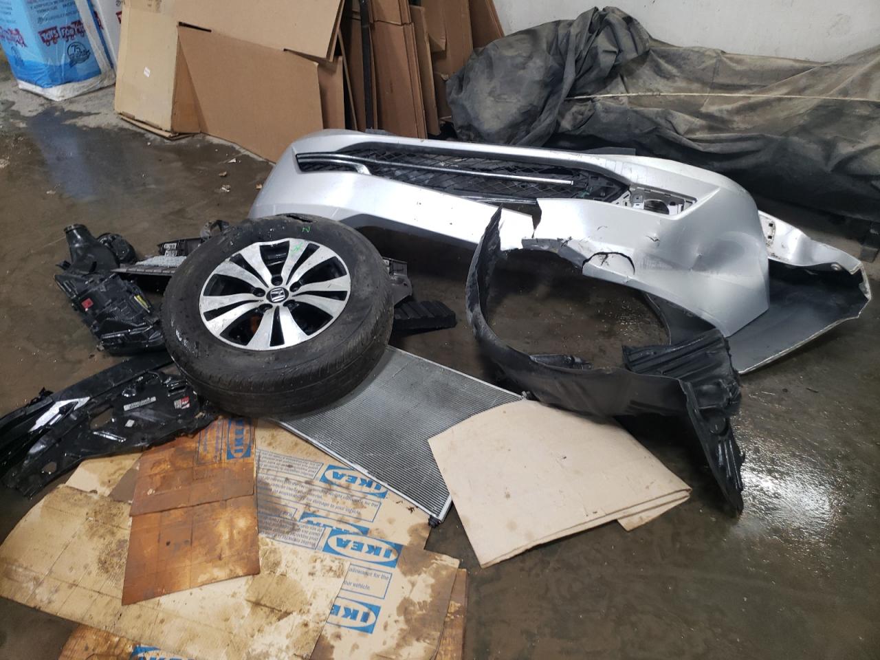 2014 Honda Odyssey VIN 5FNRL5H62EB027262 Copart auction photo, rear end / minor dent/scratches damage thumbnail 13