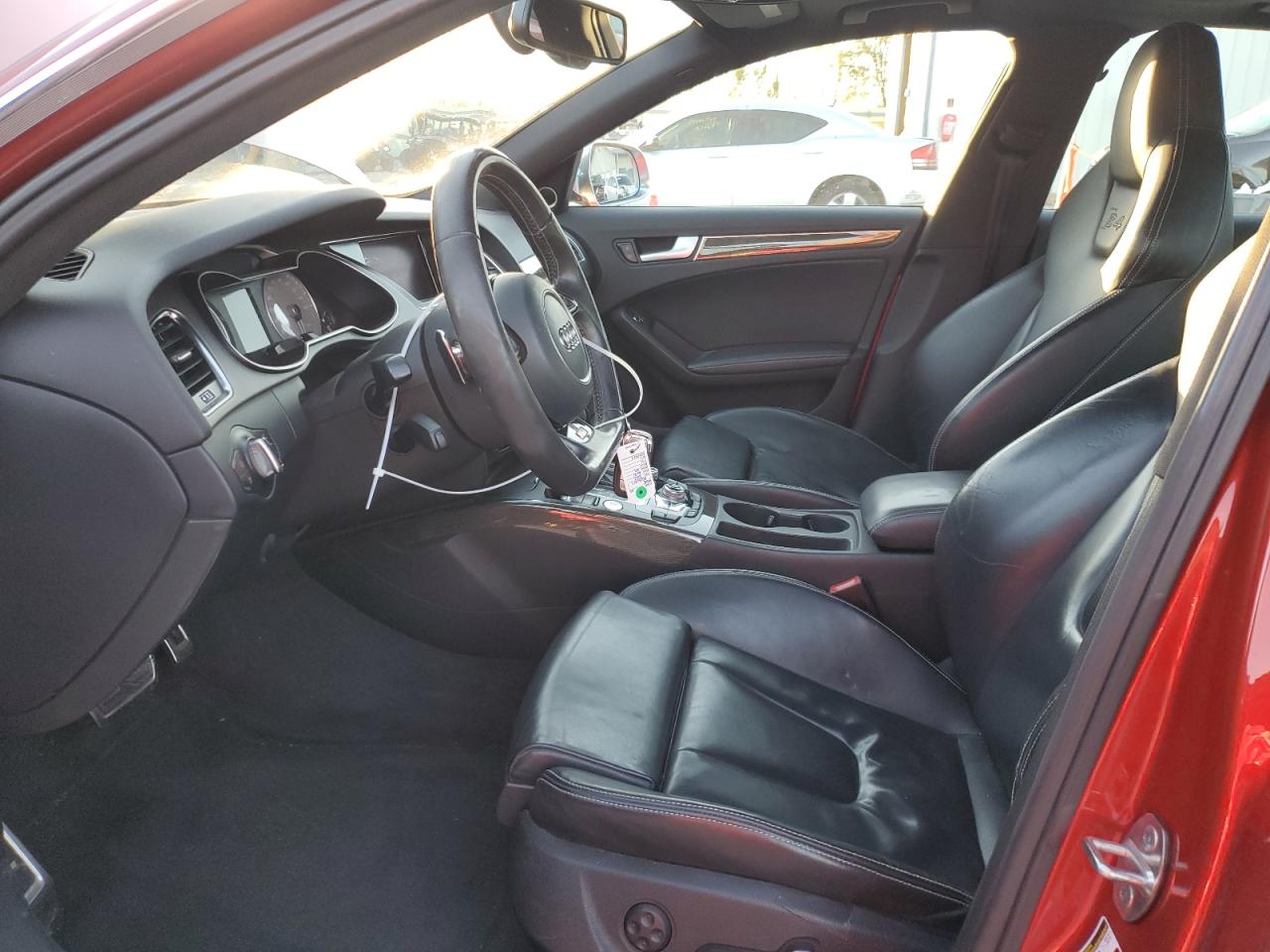 2013 Audi RS4 VIN WAUBGAFL4DA168054 Copart auction photo, front end / minor dent/scratches damage thumbnail 7