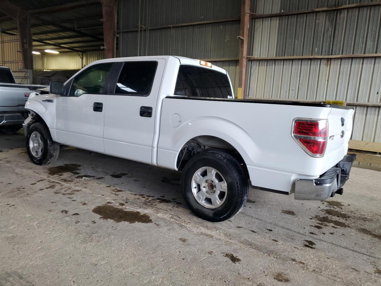 2010 Ford F-150 VIN 1FTEW1C8XAFC07022 Copart auction photo, front end damage thumbnail 2