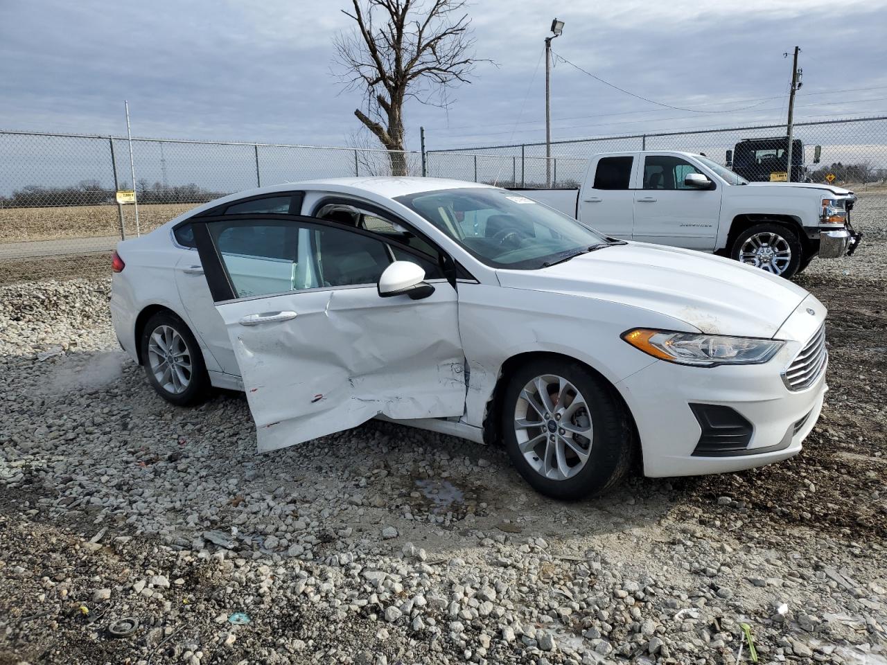 2019 Ford Fusion VIN 3FA6P0HD9KR167284 Copart auction photo, side / front end damage thumbnail 4