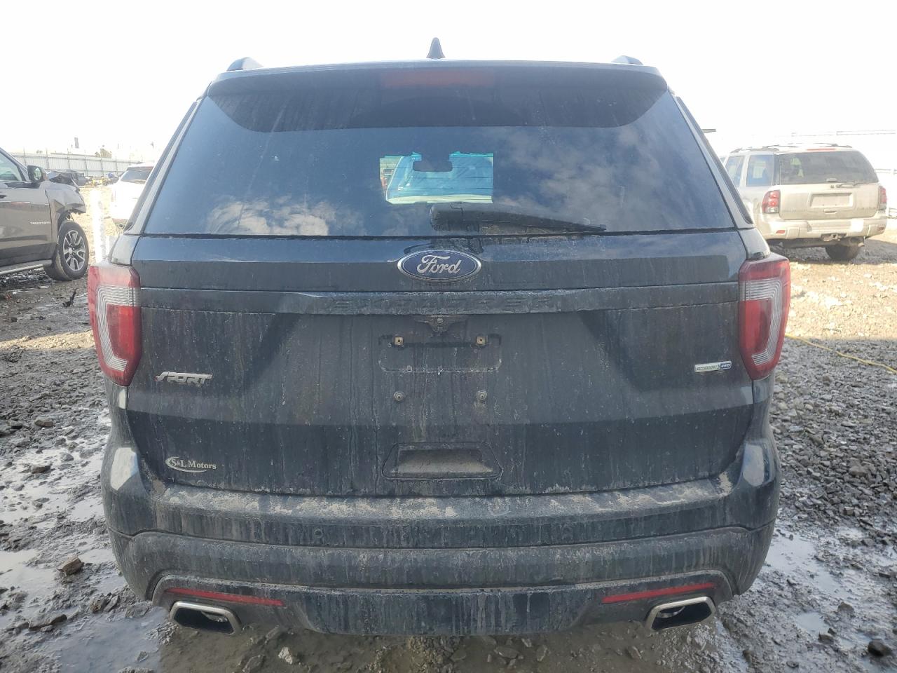 2017 Ford Explorer VIN 1FM5K8GT2HGA02121 Copart auction photo, front end / side damage thumbnail 6