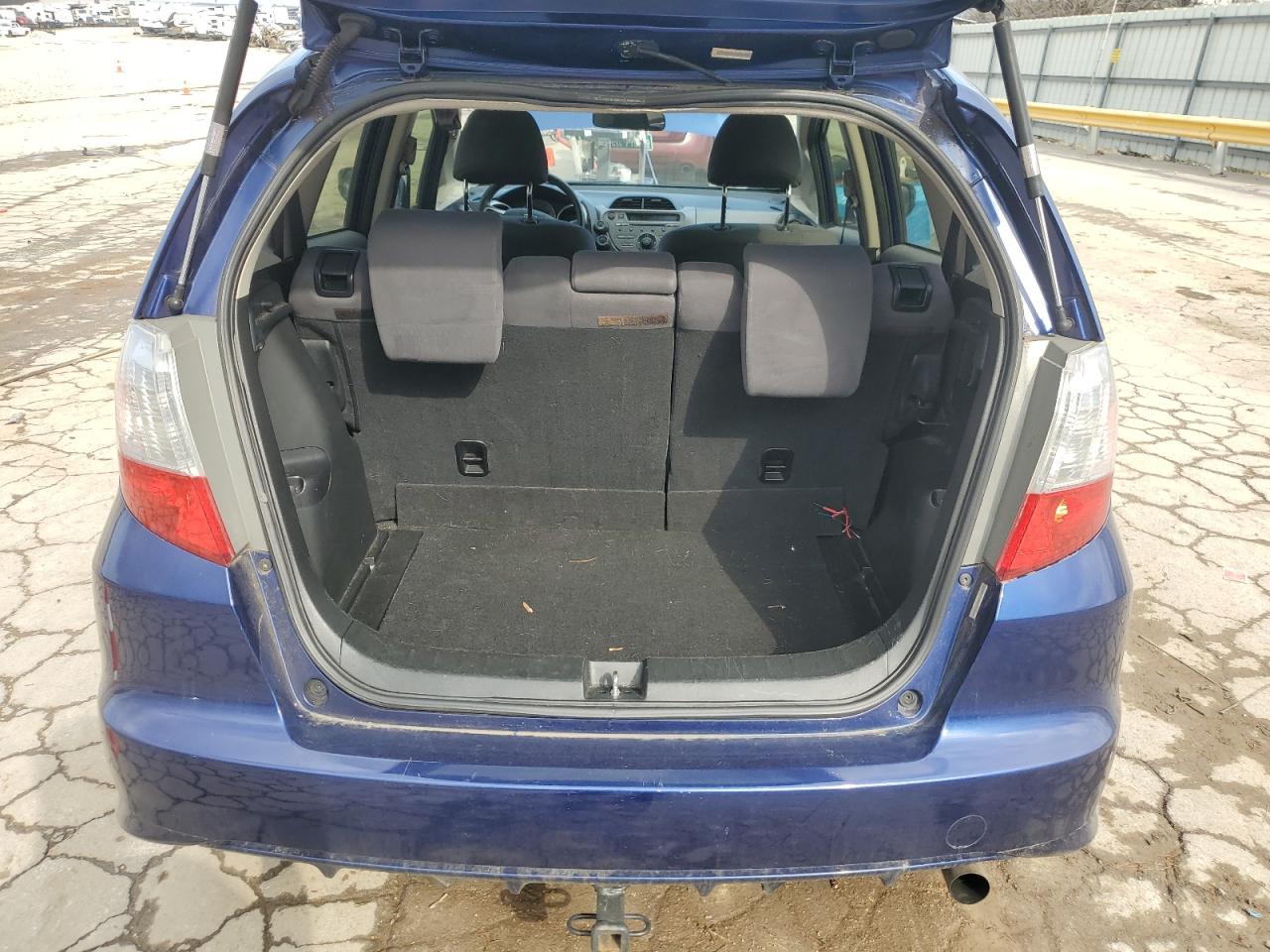 2012 Honda Fit VIN JHMGE8H36CC001085 Copart auction photo, front end / side damage thumbnail 6