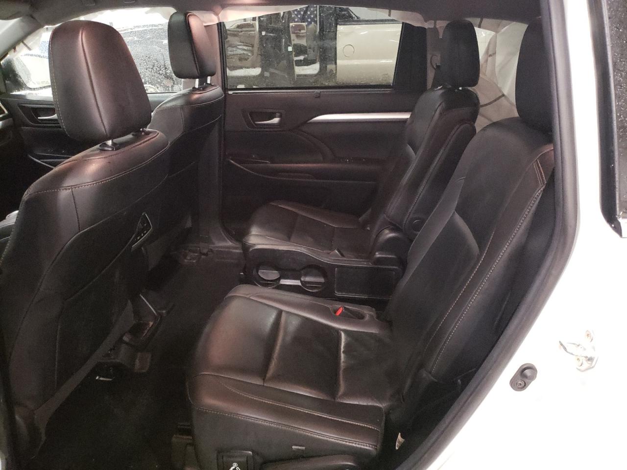 2019 Toyota Highlander VIN 5TDJZRFH9KS627808 Copart auction photo, side / rear end damage thumbnail 11