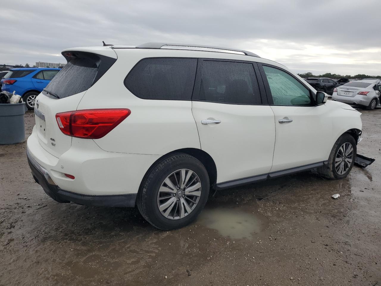 2018 Nissan Pathfinder VIN 5N1DR2MM7JC635471 Copart auction photo, front end damage thumbnail 3
