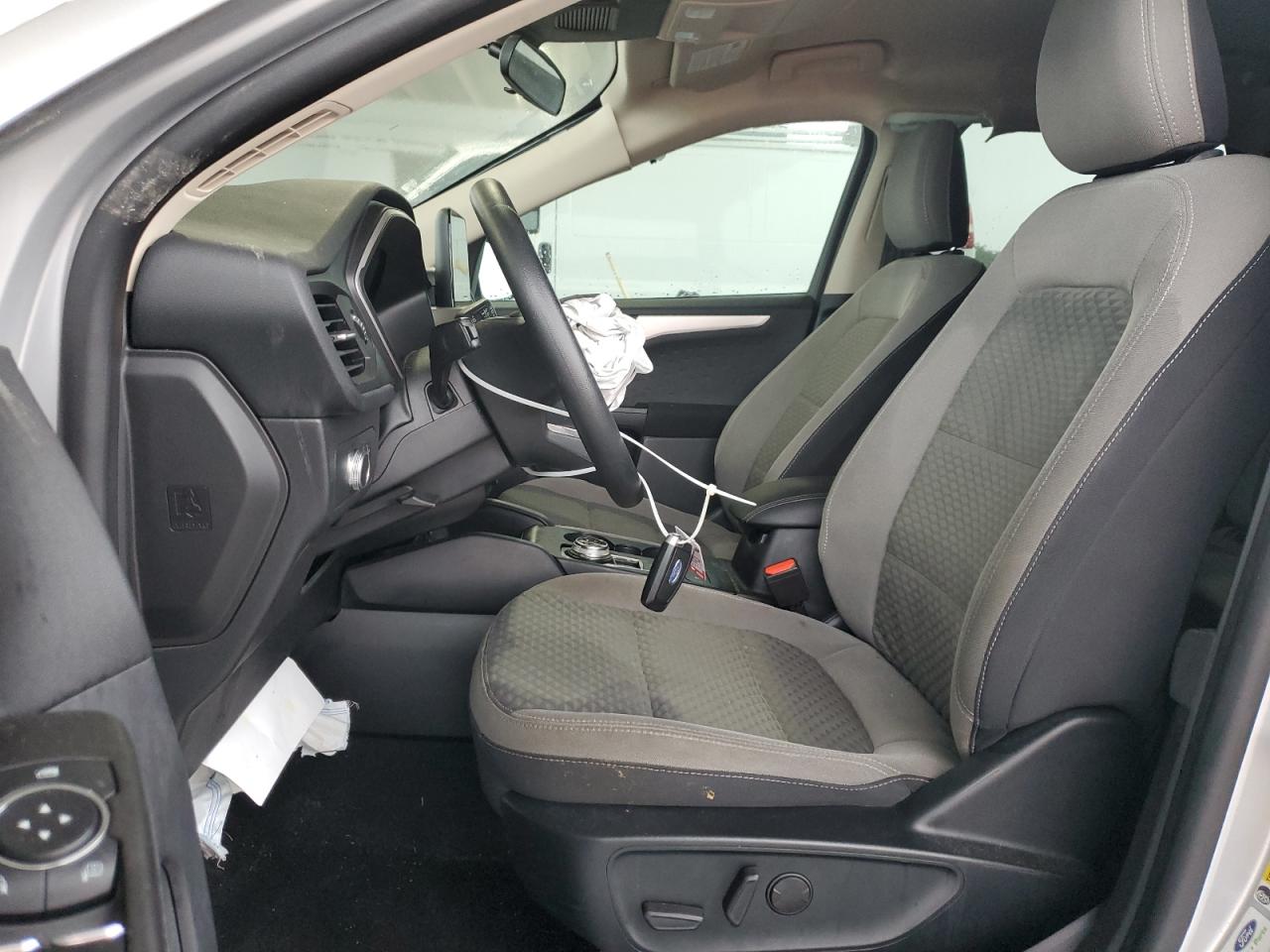 2020 Ford Escape VIN 1FMCU0G62LUC20633 Copart auction photo, front end / minor dent/scratches damage thumbnail 7