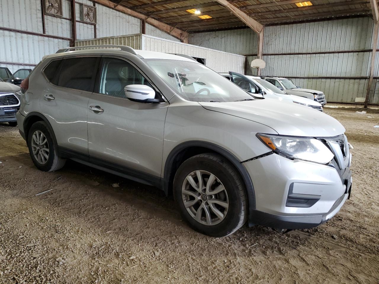 2019 Nissan Rogue VIN KNMAT2MT0KP559621 Copart auction photo, front end damage thumbnail 4