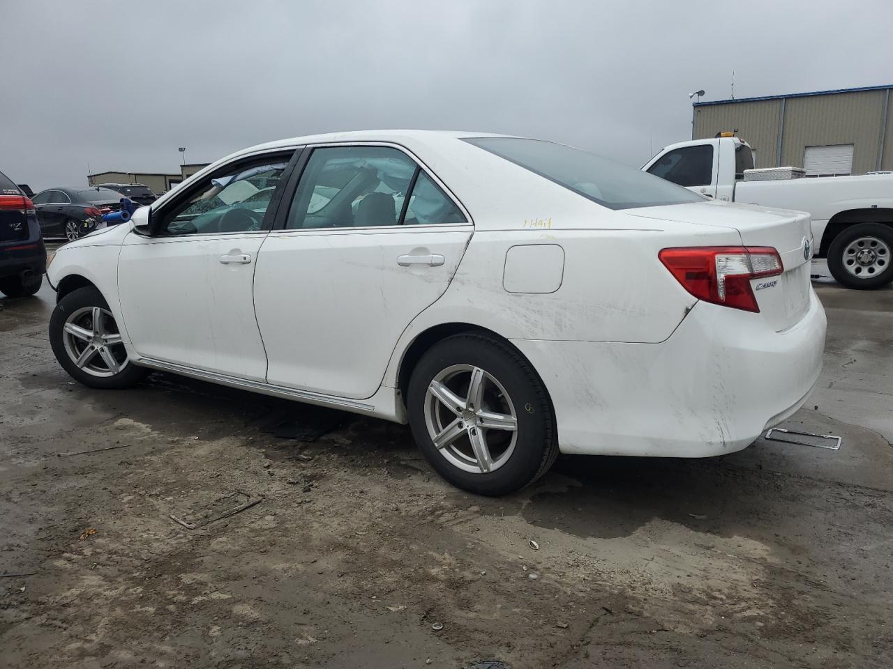 2014 Toyota Camry VIN 4T4BF1FKXER353966 Copart auction photo, front end damage thumbnail 2