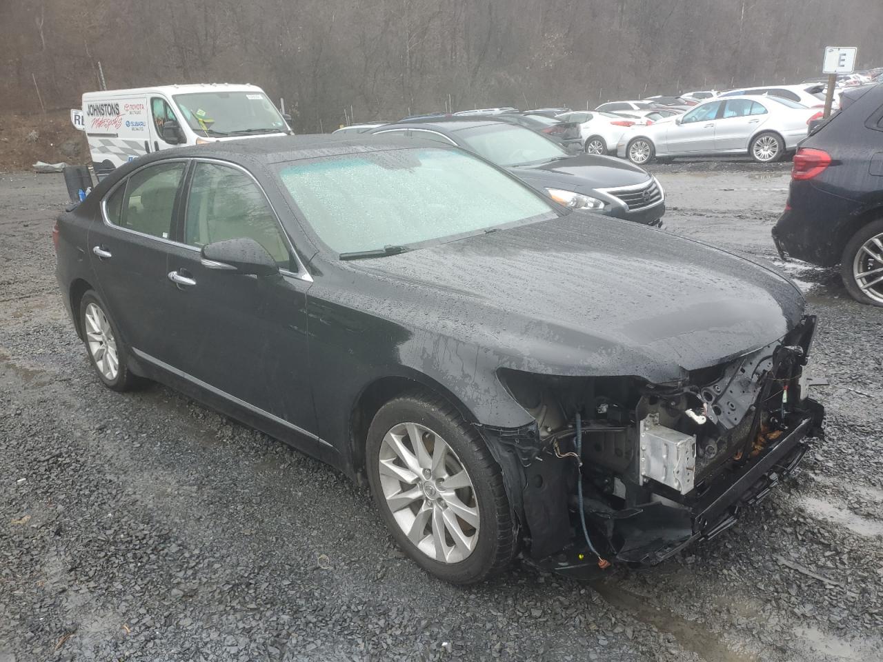 2011 Lexus LS VIN JTHCL5EF9B5010769 Copart auction photo, front end / rear end damage thumbnail 4