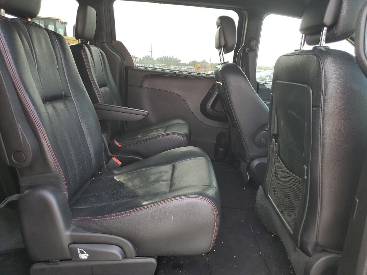 2019 Dodge Caravan VIN 2C4RDGEG7KR659647 Copart auction photo, side / minor dent/scratches damage thumbnail 11