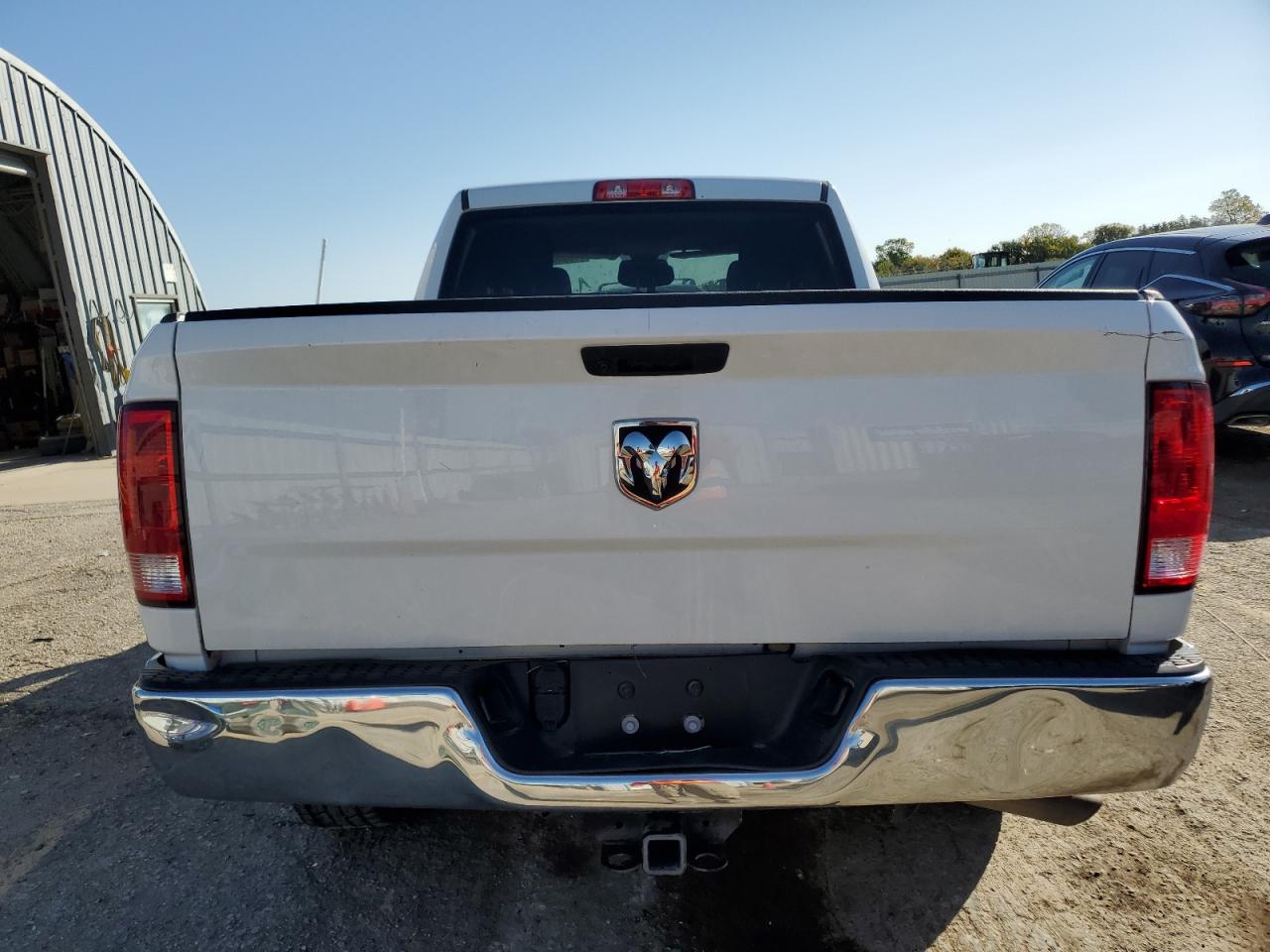 2019 RAM 1500 VIN 1C6RR6FG7KS546619 Copart auction photo, front end / minor dent/scratches damage thumbnail 6