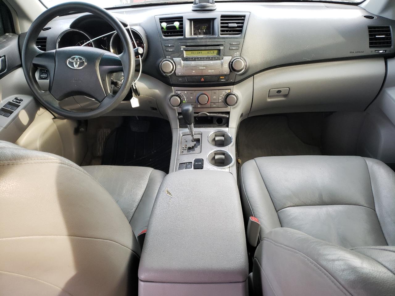 2010 Toyota Highlander VIN 5TDZA3EH8AS002291 Copart auction photo, side / all over damage thumbnail 8