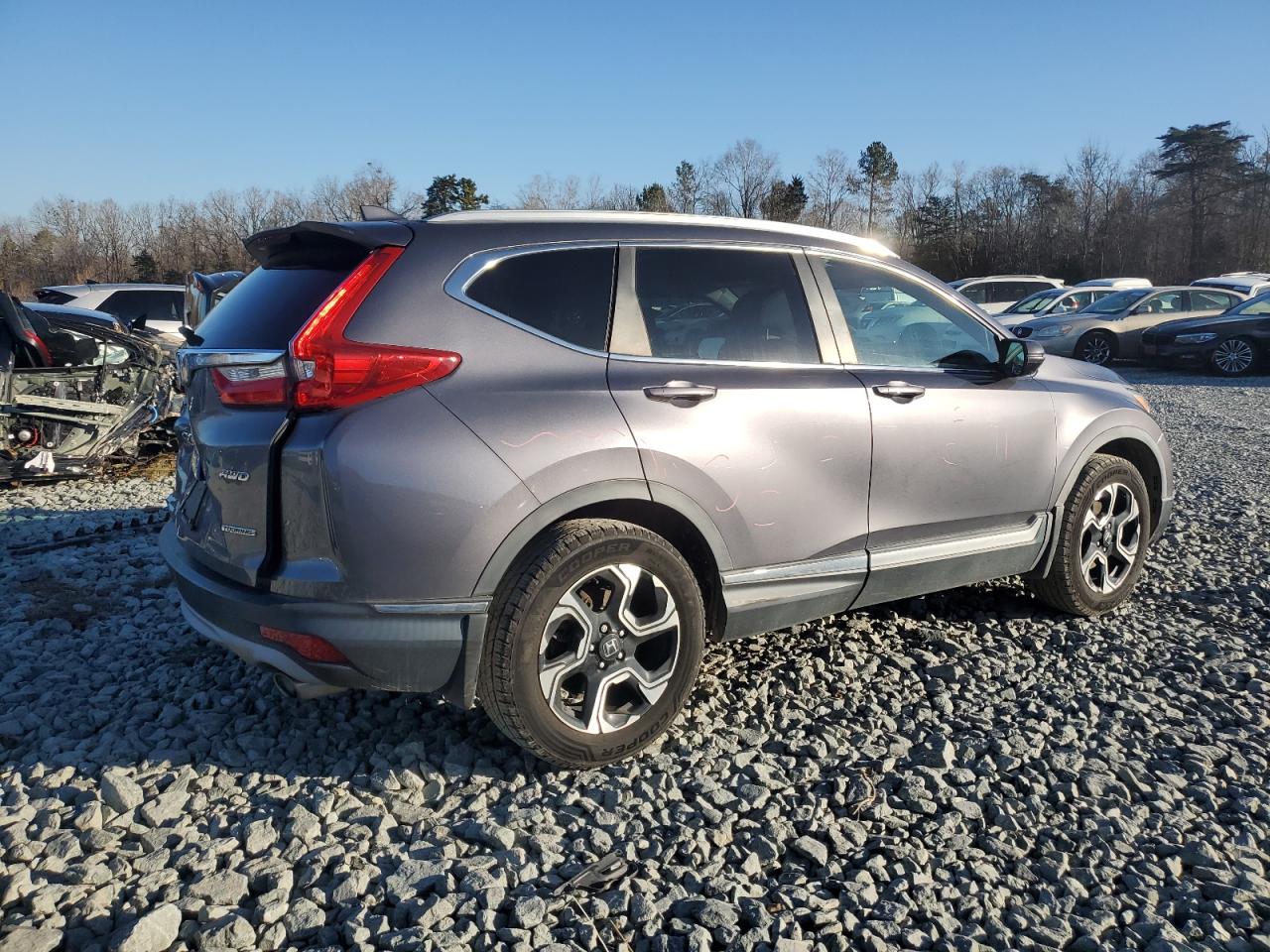 2019 Honda CR-V VIN 5J6RW2H93KL009758 Copart auction photo, rear end / minor dent/scratches damage thumbnail 3