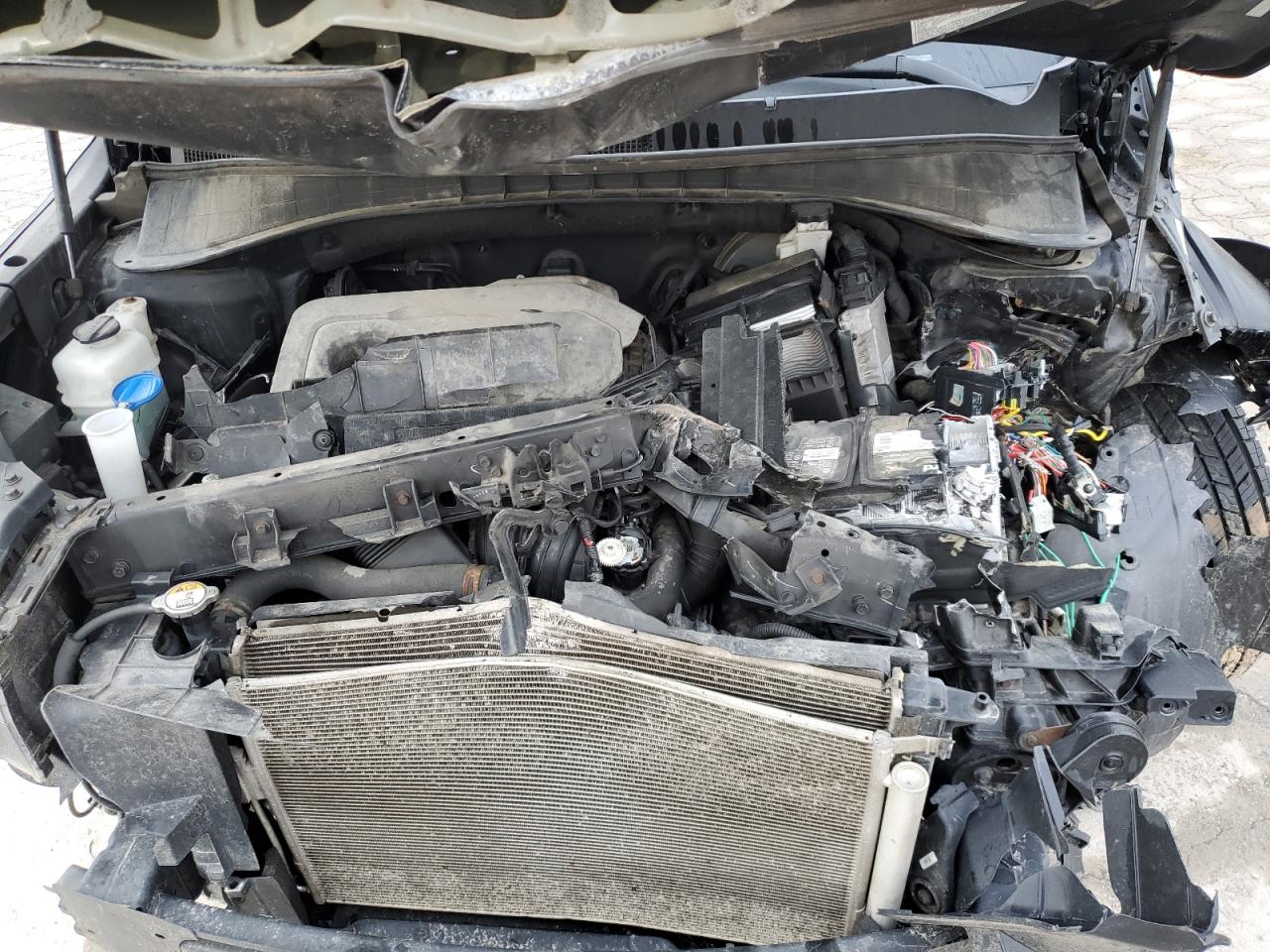 2016 KIA Sorento VIN 5XYPGDA36GG043031 Copart auction photo, front end / side damage thumbnail 13