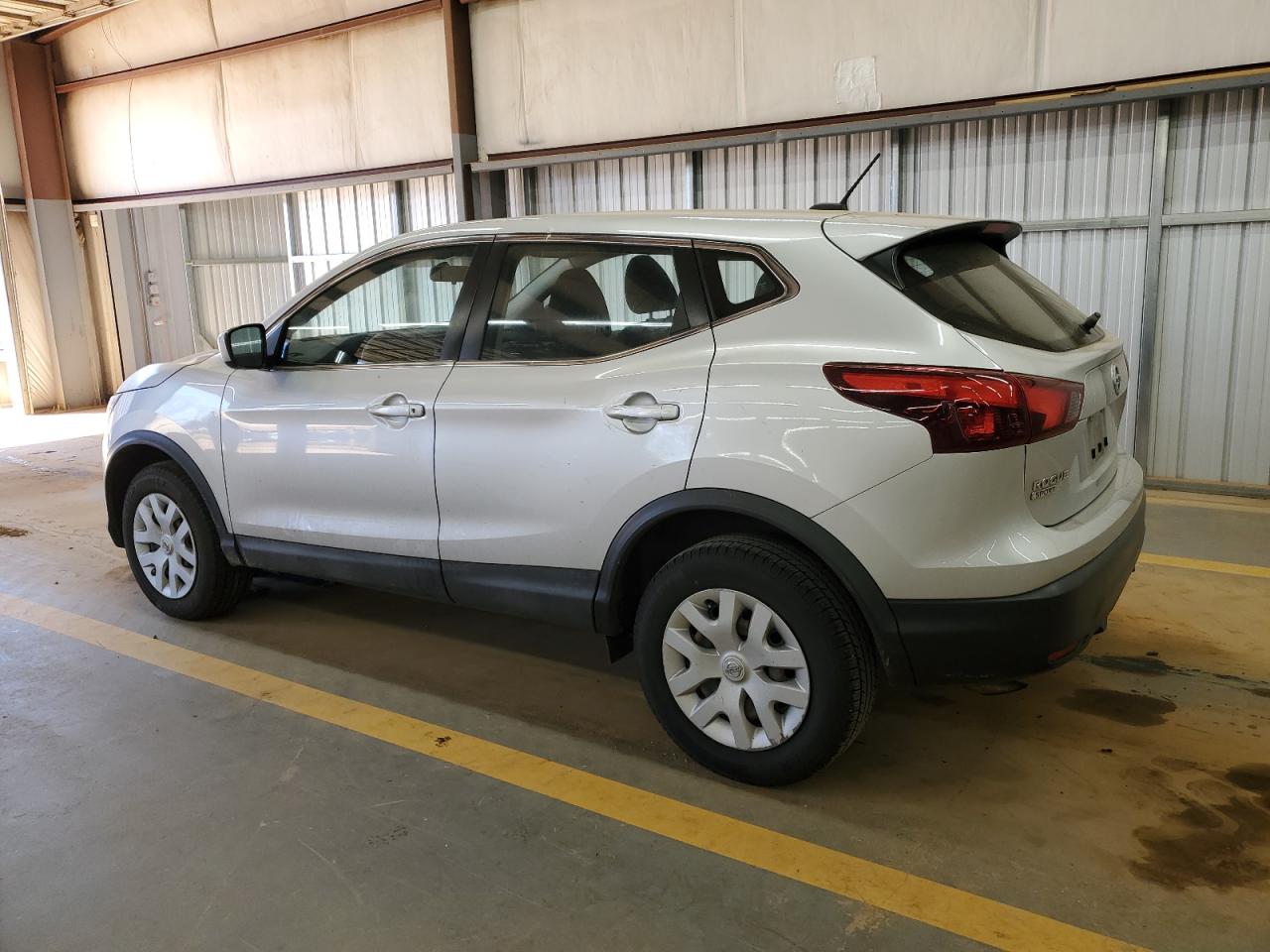 2019 Nissan Rogue VIN JN1BJ1CP0KW529424 Copart auction photo, front end / minor dent/scratches damage thumbnail 2