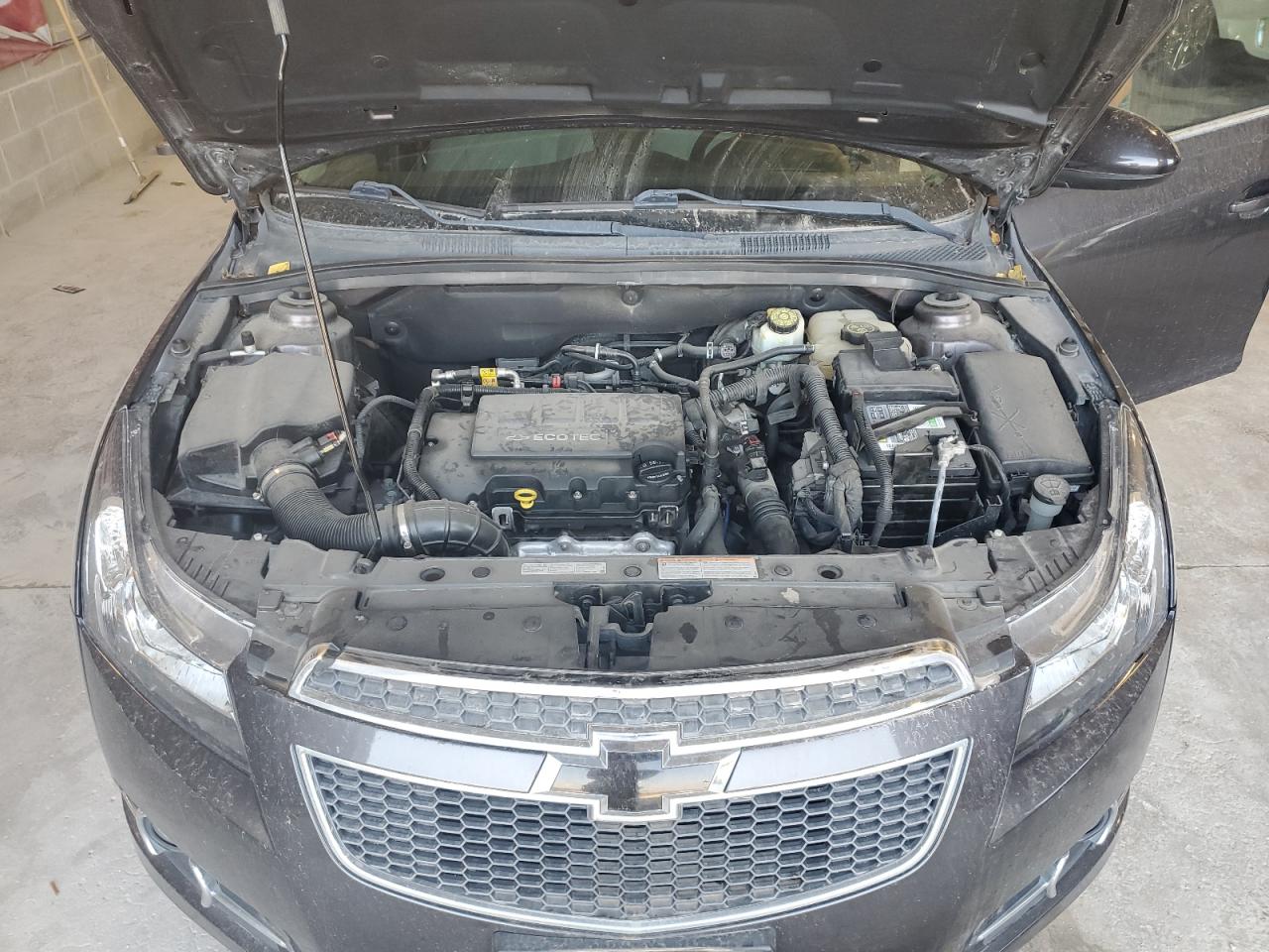 2014 Chevrolet Cruze VIN 1G1PC5SB2E7332532 Copart auction photo, minor dent/scratches damage thumbnail 11