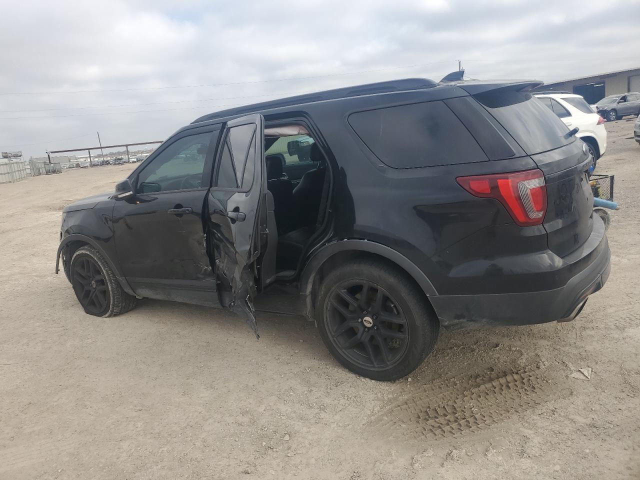 2016 Ford Explorer VIN 1FM5K8GT8GGA85827 Copart auction photo, side damage thumbnail 2