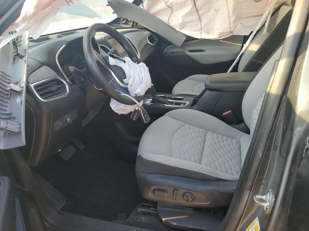 2019 Chevrolet Equinox VIN 2GNAXHEVXK6216166 Copart auction photo, front end / side damage thumbnail 7